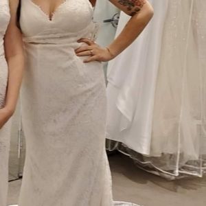 Wedding dress size 4